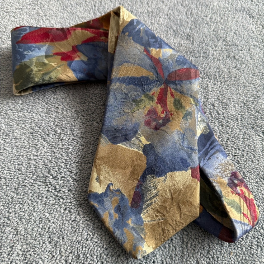 Vintage Boston Traders 100% Silk Tie Made in USA 54”